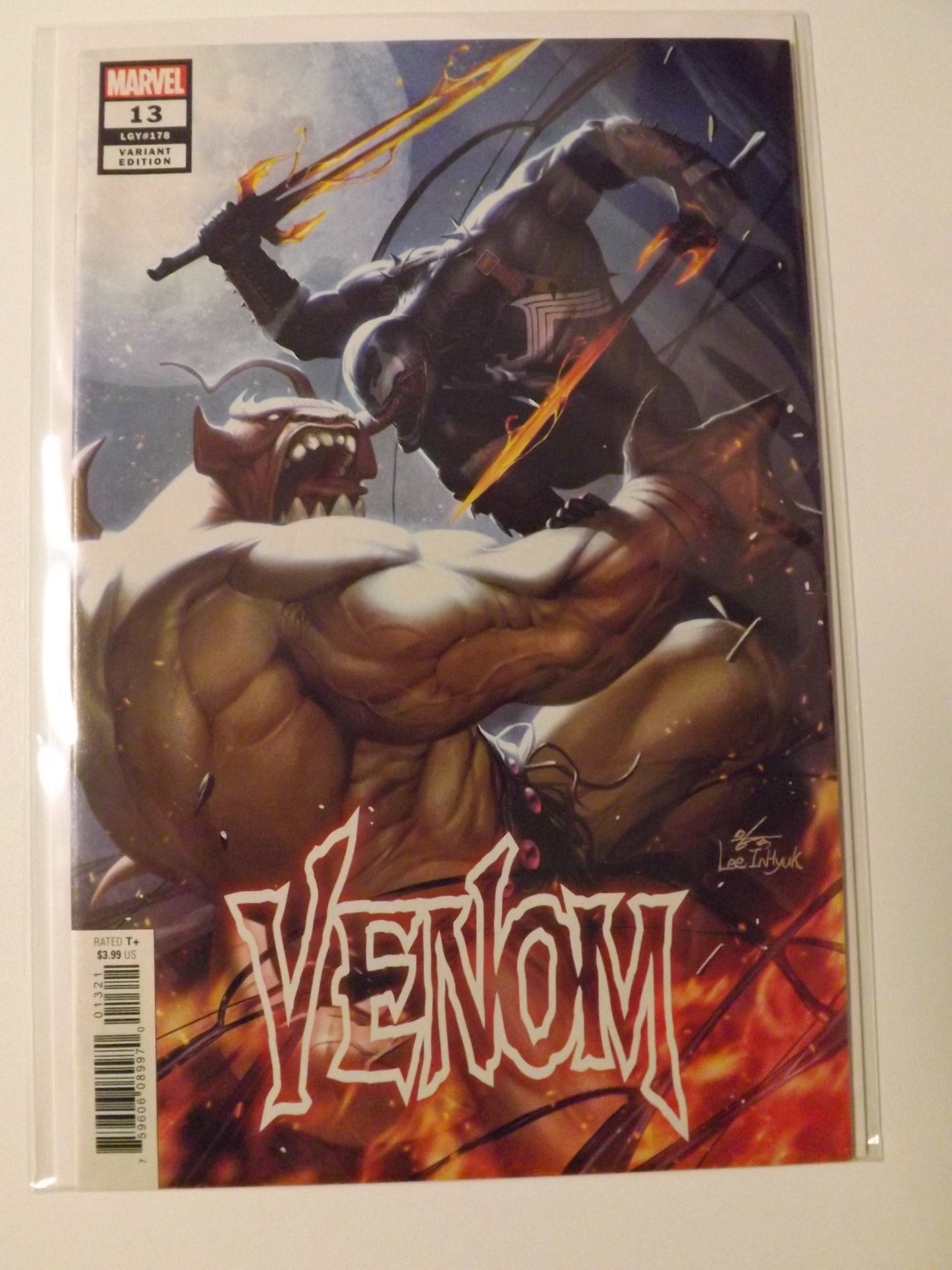 Venom #13 (Legacy #178) Variant InHyuk Lee
